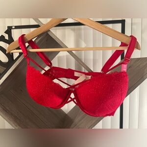 NWT PINK Victoria's Secret ‘The Date’ Red Lace Bra